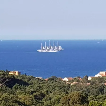 Les Restanques Du Sud ル・ラヴァンドゥー